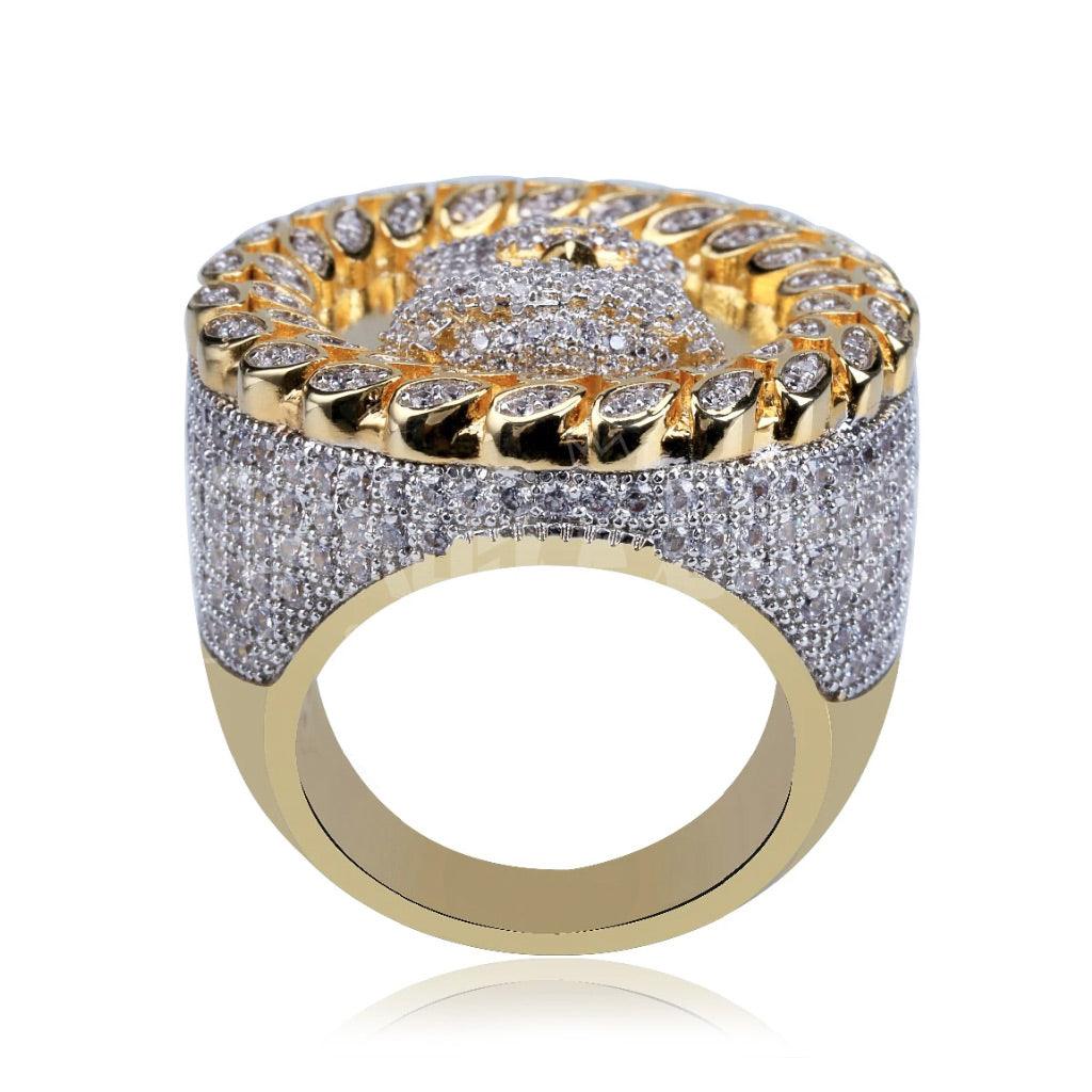Iced Jesus Head Ring 18K Gold - Markus Dayan