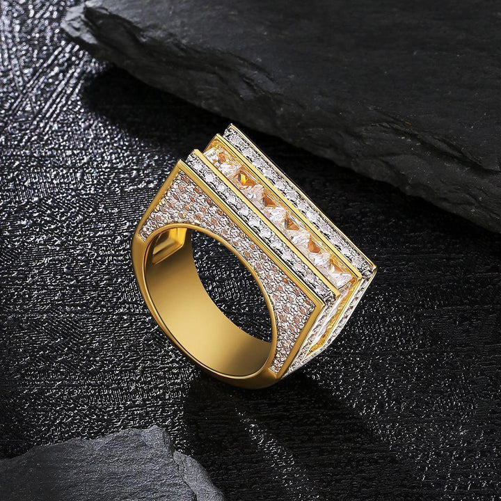 Single Row Princess-Cut Diamond Men Ring Gold - Markus Dayan