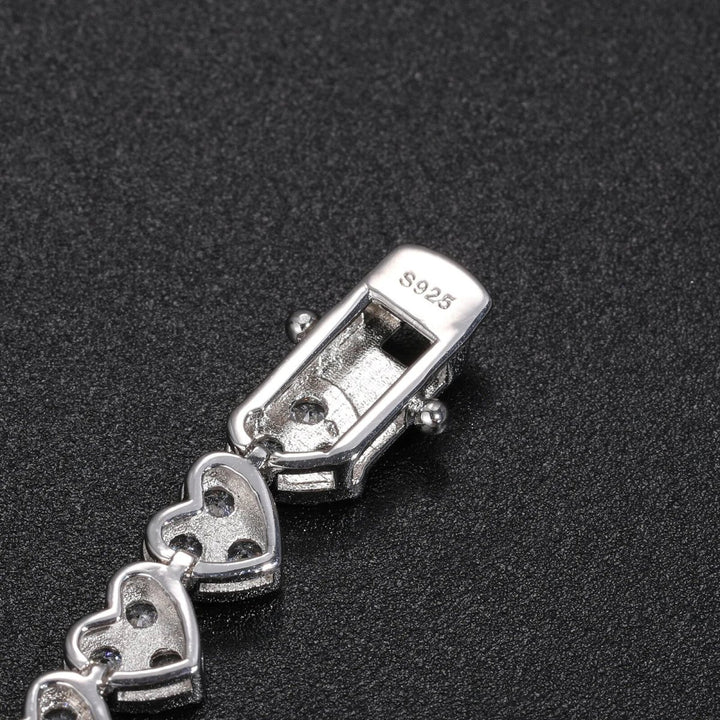 8mm S925 VVS Moissanite Diamond Clustered Heart Tennis Bracelet - Markus Dayan
