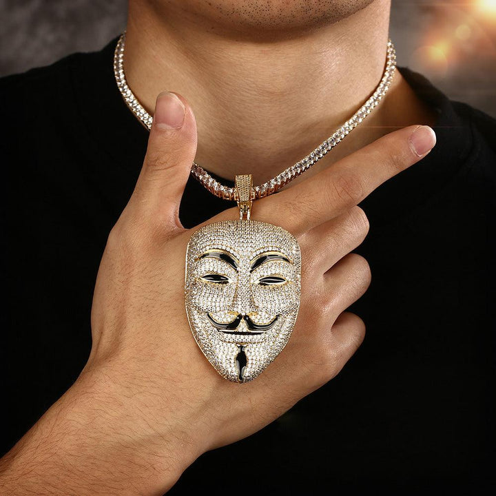 Iced Vendetta Mask Pendant 14K Gold - Markus Dayan