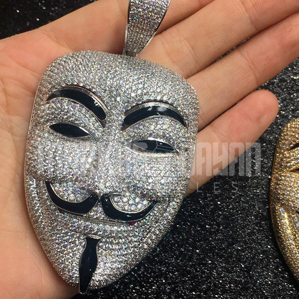 Iced Vendetta Mask Pendant 14K Gold - Markus Dayan